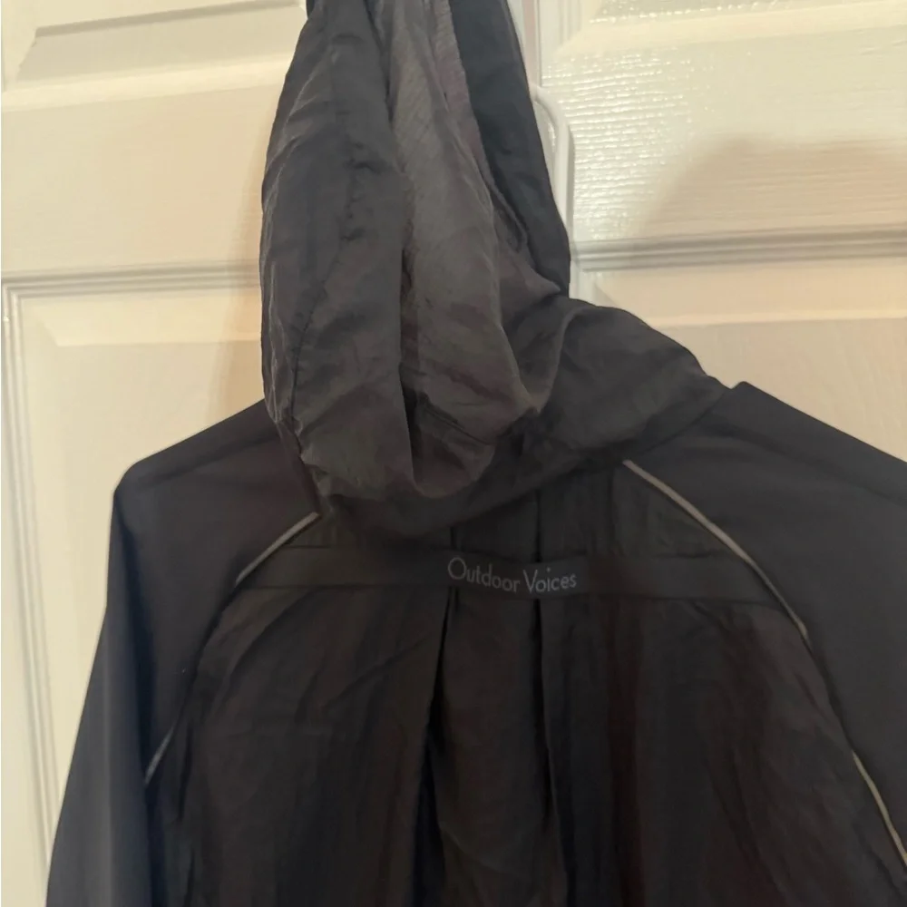 Outdoor Voices Black Running Jacket - Picture 6 of 7